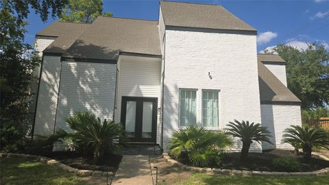 Photo of 11302 Cedar Creek Drive, Houston, TX 77077 (MLS # 32995698) Photo of 11302 Cedar Creek Drive, Houston, TX 77077 (MLS # 32995698)
