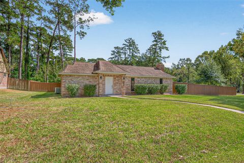 Photo of 1632 Pine Oak Drive, Conroe, TX 77304 (MLS # 88635212)