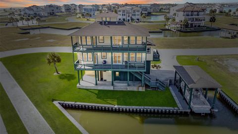 Homes For Sale - 1 Loggerhead<br/> Hitchcock, TX 77563