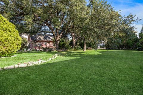 Photo of 731 E 27th Street, Houston, TX 77009 (MLS # 7701505)