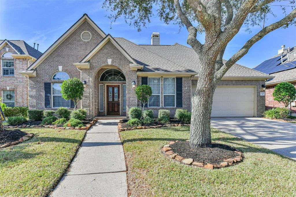 Photo of 1712 Hidden Brook Lane, League City, TX 77573 (MLS # 35674877)