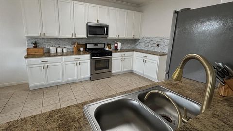 Tiny photo for 16542 Mandate Drive, Houston, TX 77049 (MLS # 85229588)