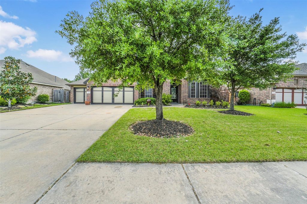 Photo of 31510 Orchard Hill Lane, Spring, TX 77386 (MLS # 92012776)