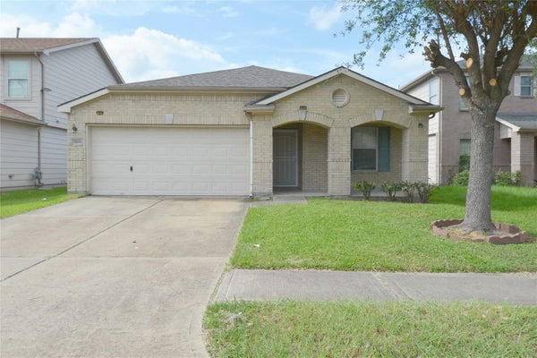13018 HILL CANYON LN, HOUSTON, TX 77072 - Image 0b41dd449f66decd2e6a4c216ee9750f/3434689356