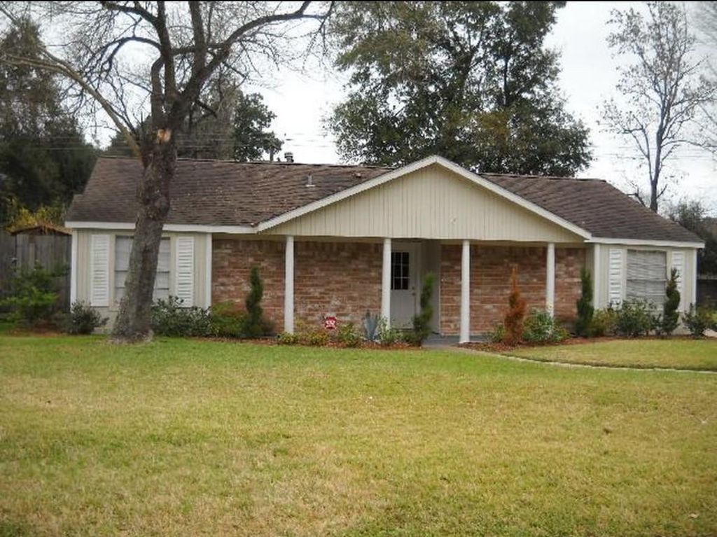 Photo of 7230 Jadewood Drive Drive, Houston, TX 77088 (MLS # 93335808)
