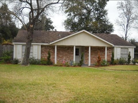 Photo of 7230 Jadewood Drive Drive, Houston, TX 77088 (MLS # 93335808)