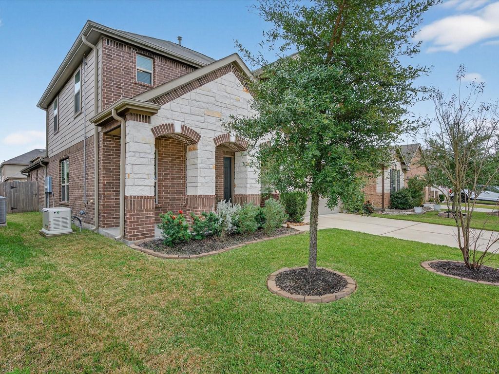 Photo of 20622 Pioneer Oak Lane, Humble, TX 77346 (MLS # 78764327)