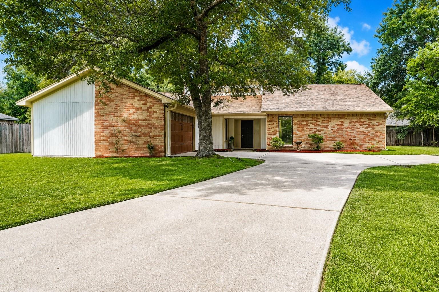 16411 Seven Waves Court