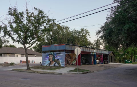 Photo of 4400 Canal Street, Houston, TX 77011 (MLS # 4048124)
