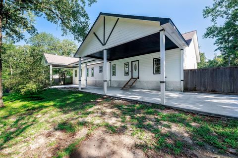 Photo of 4517 Emerson Court, Willis, TX 77378 (MLS # 43101742)