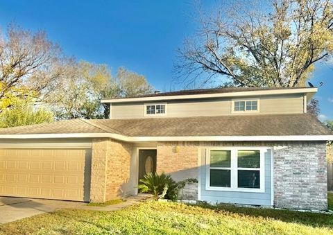 Photo of 2007 Bridge Cross Lane, Houston, TX 77067 (MLS # 10596321)