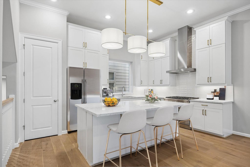 Photo of 4024 Blossom Street St, Houston, TX 77007 (MLS # 70190500)