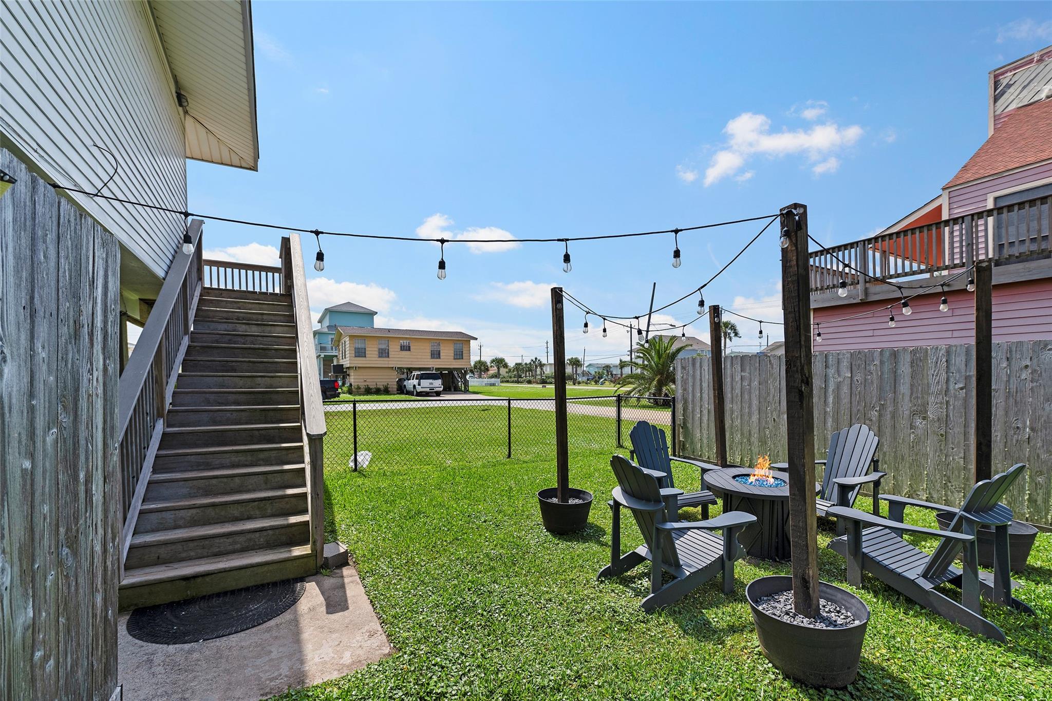 16530 Captain Kidd Road