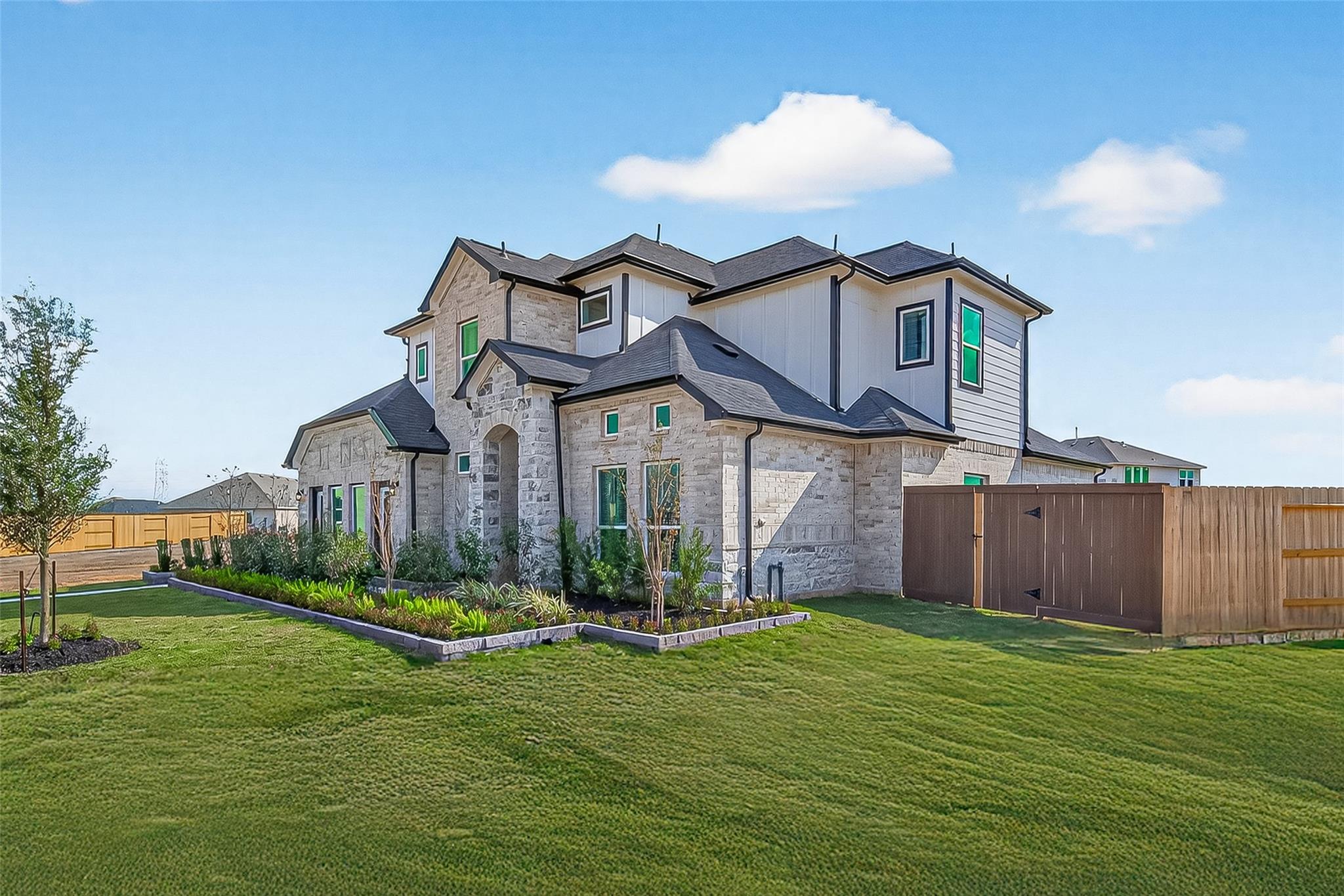13610 Lago Vista Drive