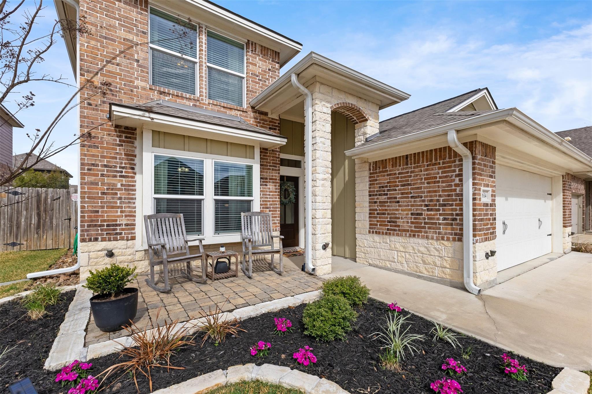 2614 Kinnersley Court