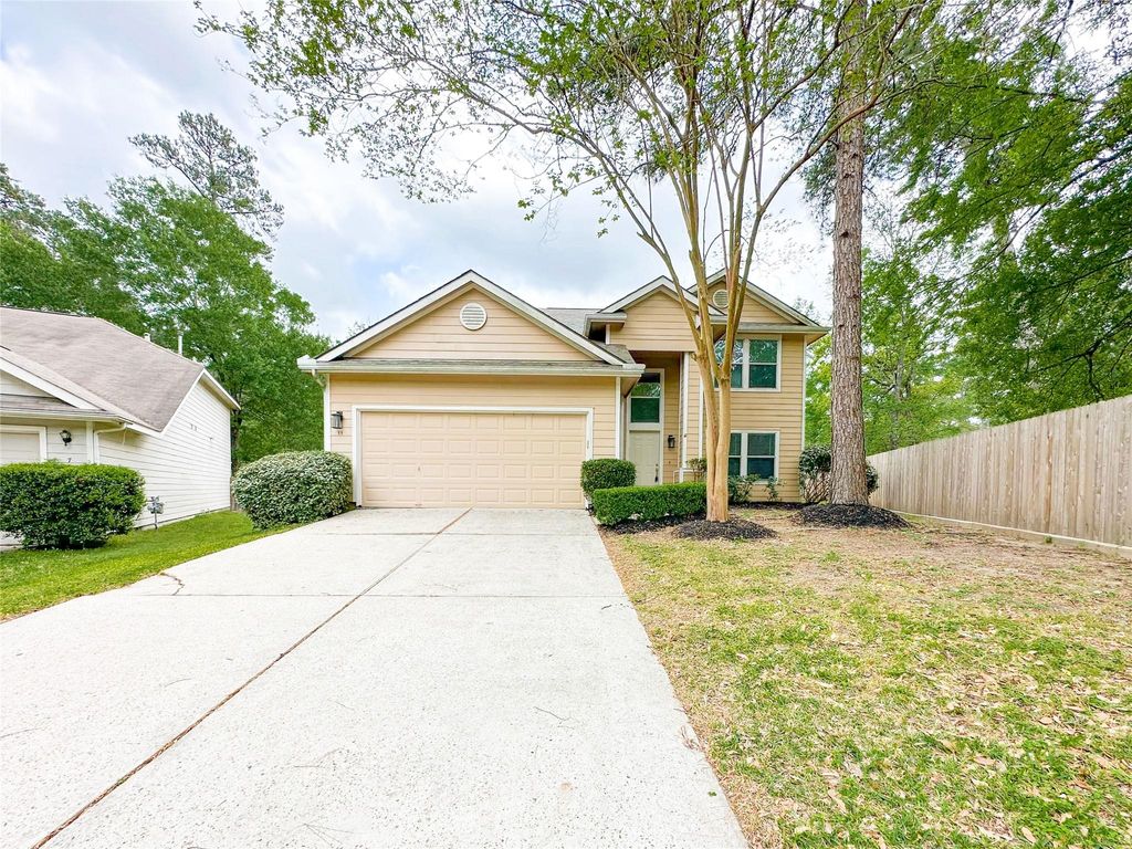 Photo of 11 Orion Star Court, The Woodlands, TX 77382 (MLS # 71283713)