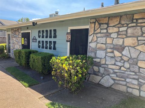 Photo of 3752 Tanglewilde Street #B3, Houston, TX 77063 (MLS # 42918797)