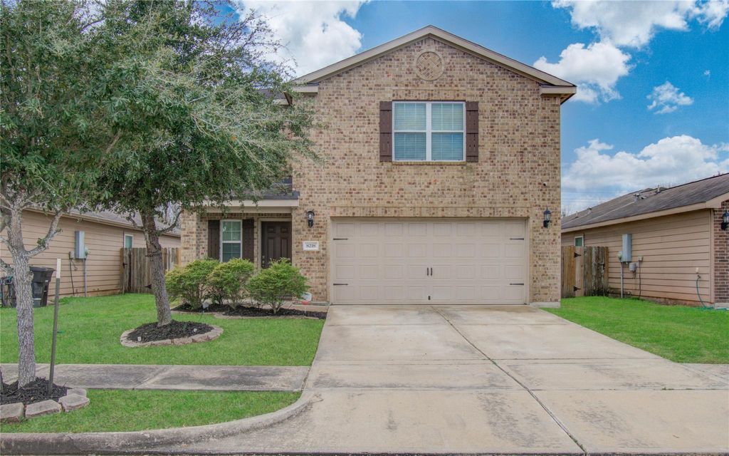 Photo of 8218 Hall View Drive, Houston, TX 77075 (MLS # 78814140)