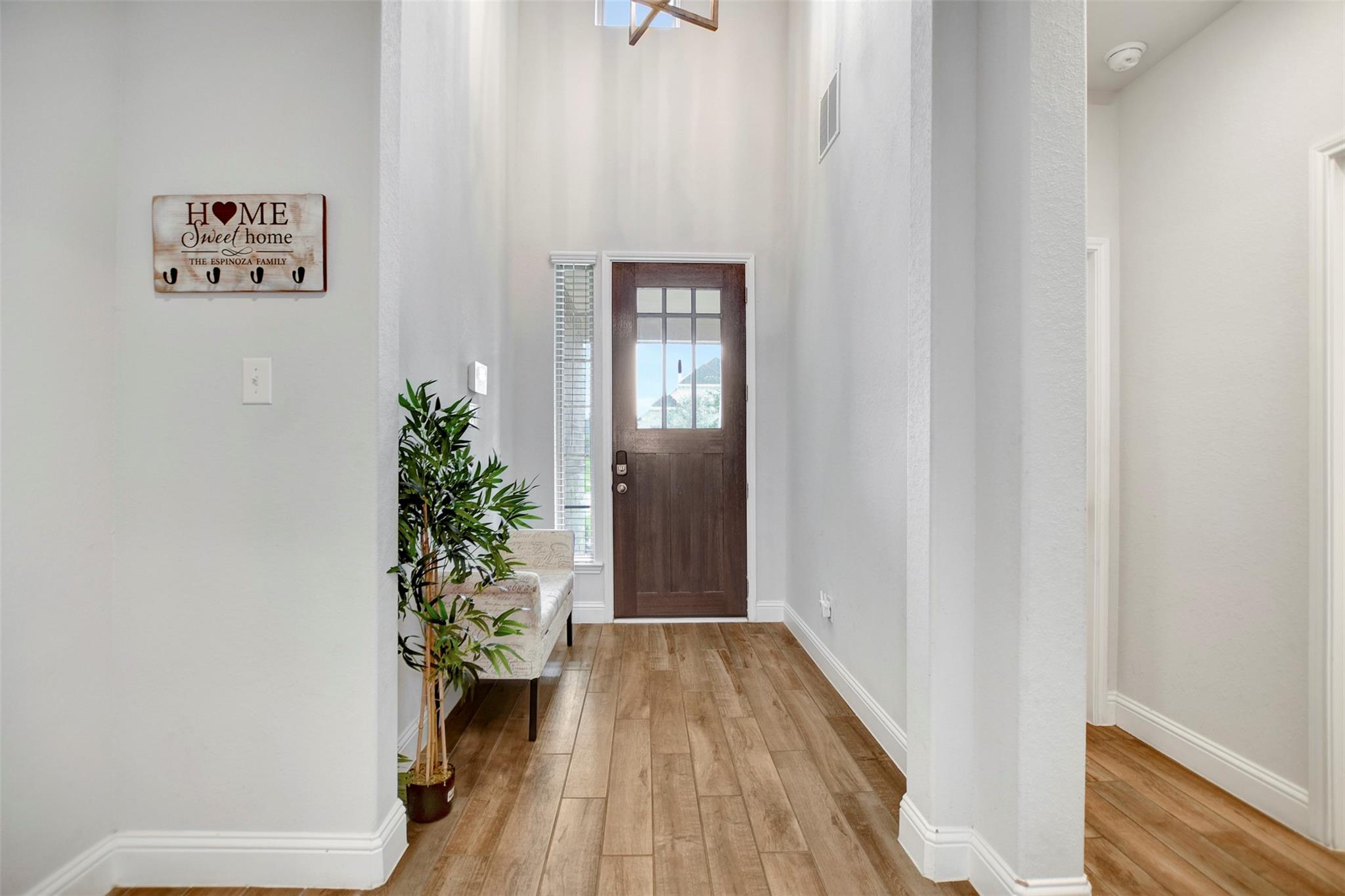 2287 Vanessa Cay Lane