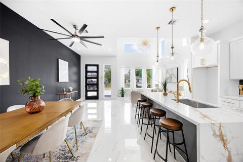 Tiny photo for 6314 Crest Street, Houston, TX 77033 (MLS # 2174336)