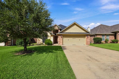 4267 Hollow Stone Dr – Investment Home