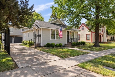 Homes For Rent - 1136 Winston Street<br/> Houston, TX 77009