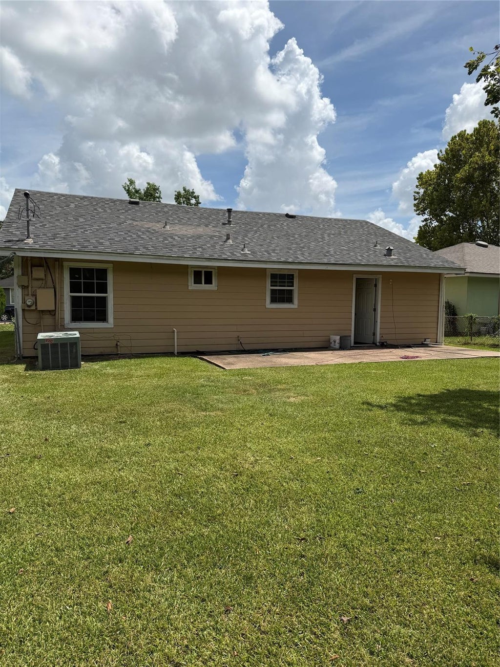 Photo of 2415 Huntington Drive, Pasadena, TX 77506 (MLS # 22540182)