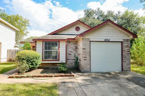 Photo of 12534 Warrenwood Dr Dr, Houston, TX 77066 (MLS # 6716303)