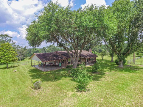 Photo of 899 J Hickman Road, Leggett, TX 77350 (MLS # 58941950)