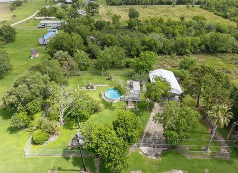 Photo of 182 Smith Road, Palacios, TX 77465 (MLS # 69421627)