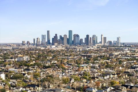 Tiny photo for 1106 W 12th Street, Houston, TX 77008 (MLS # 25084620)