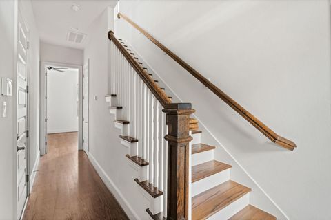 Tiny photo for 1106 W 12th Street, Houston, TX 77008 (MLS # 25084620)