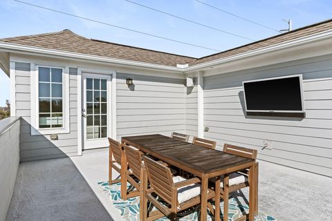 Tiny photo for 1106 W 12th Street, Houston, TX 77008 (MLS # 25084620)