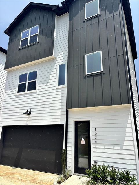 1034 Marcolin Street Houston TX 77088