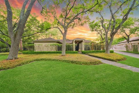 435 Flint Point Drive Piney Point Village TX 77024