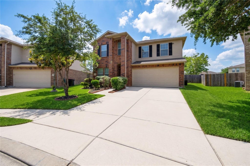 Photo of 19130 Mission Fort Lane, Richmond, TX 77407 (MLS # 69491734)