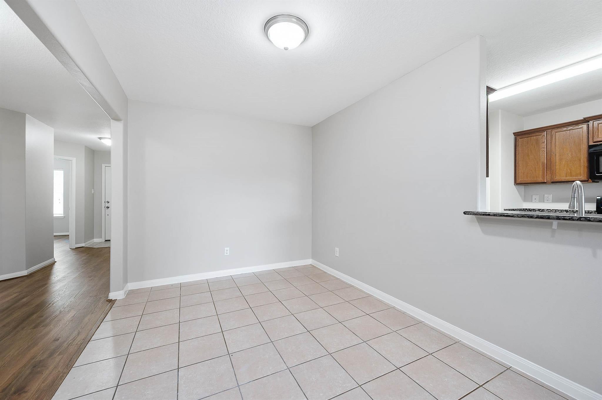 9815 Onyx Trail Drive