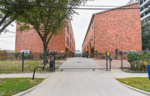 Photo of 2422 Navigation Boulevard #A, Houston, TX 77003 (MLS # 3338548)