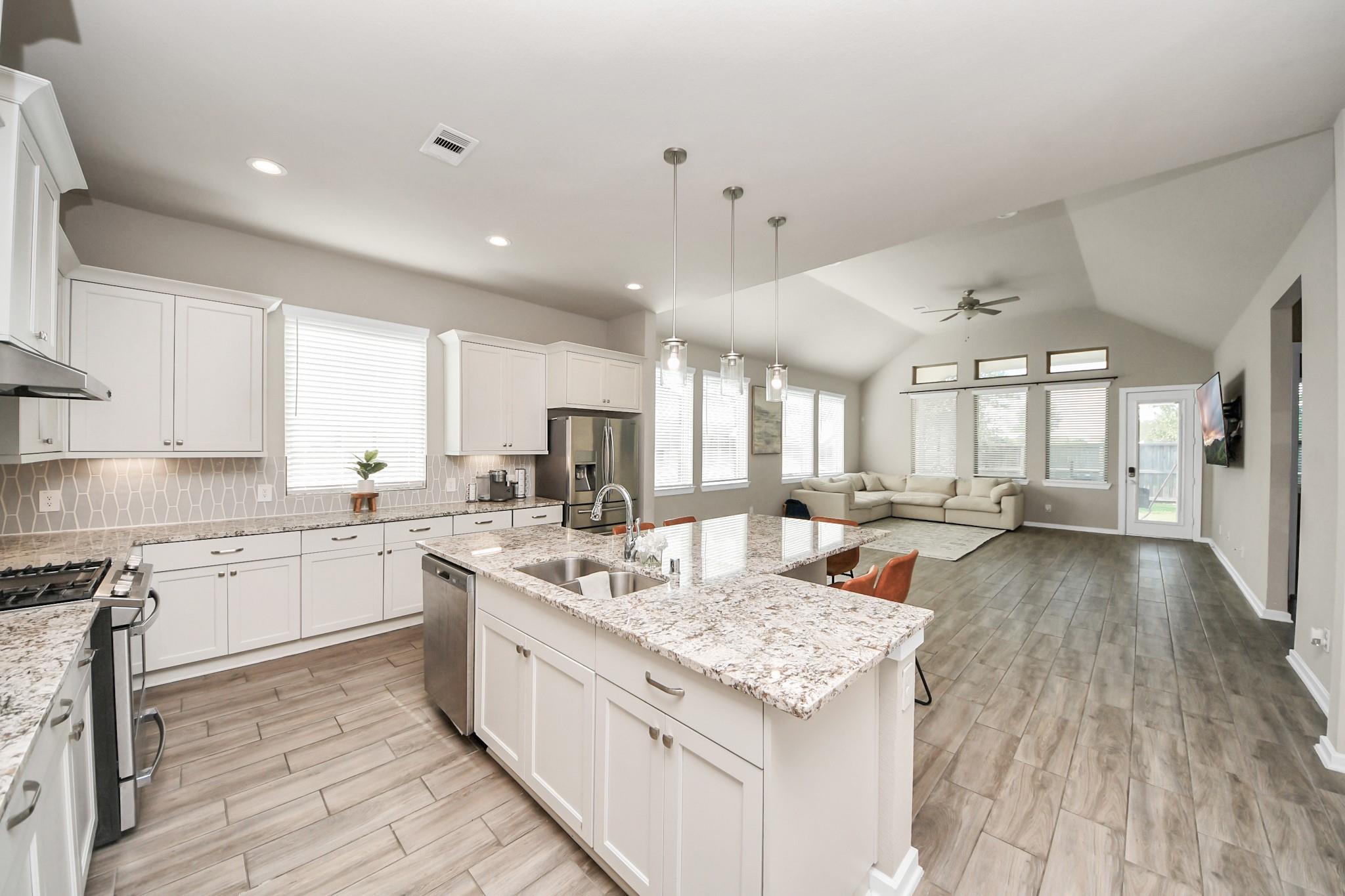 4734 Franklin Way