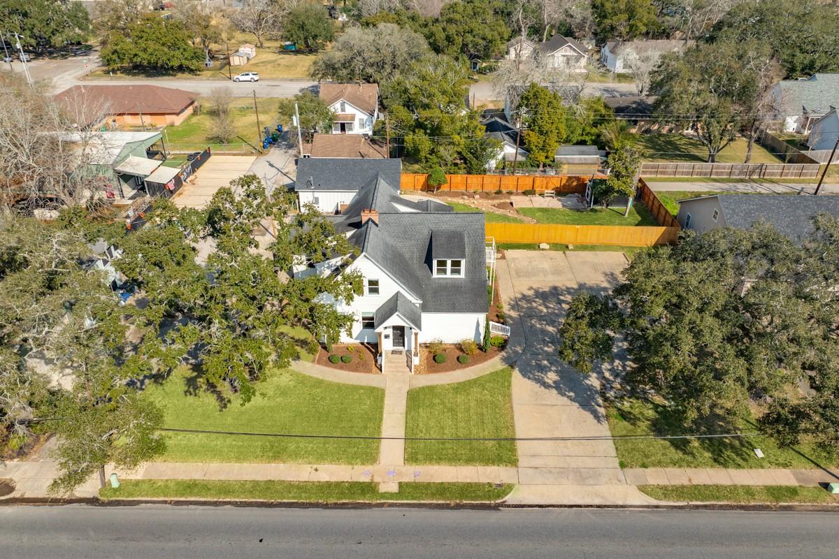 405 E Mulberry Street