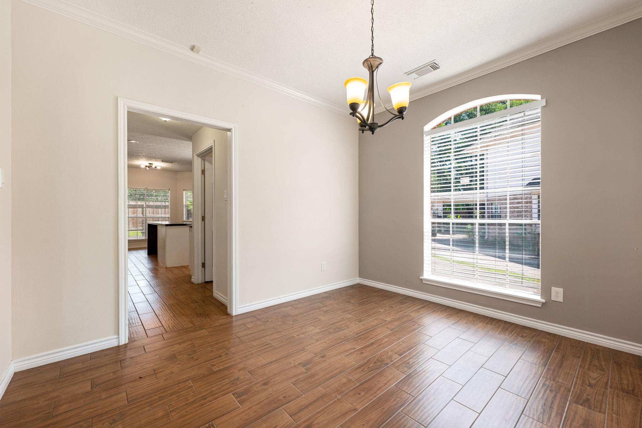 303 S Cypress Estates Circle