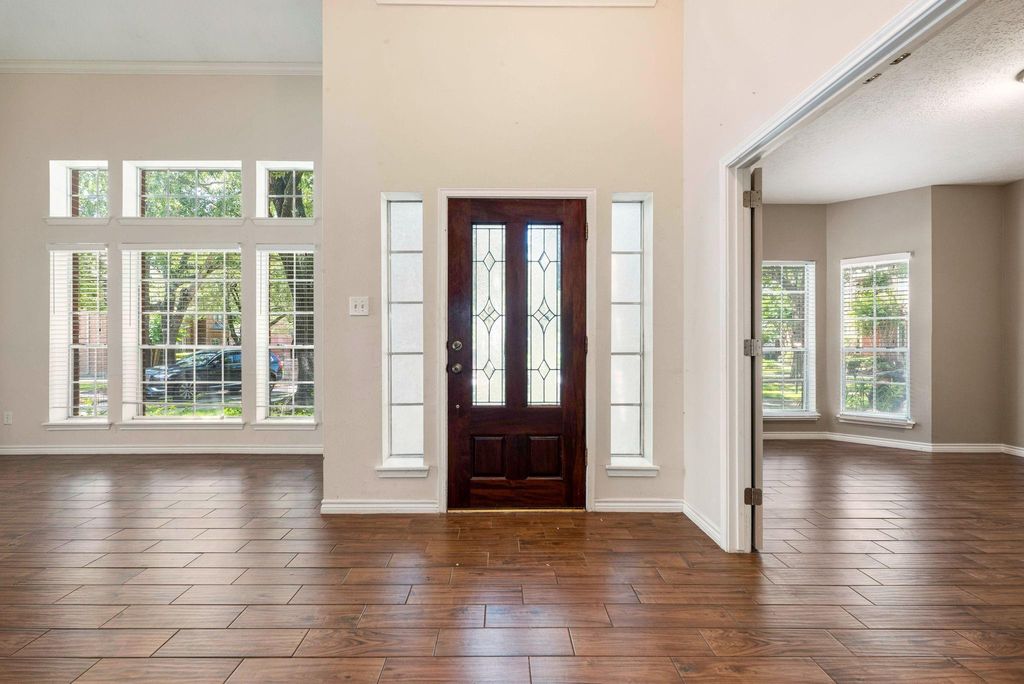 Photo of 303 S Cypress Estates Circle, Spring, TX 77388 (MLS # 85059788)