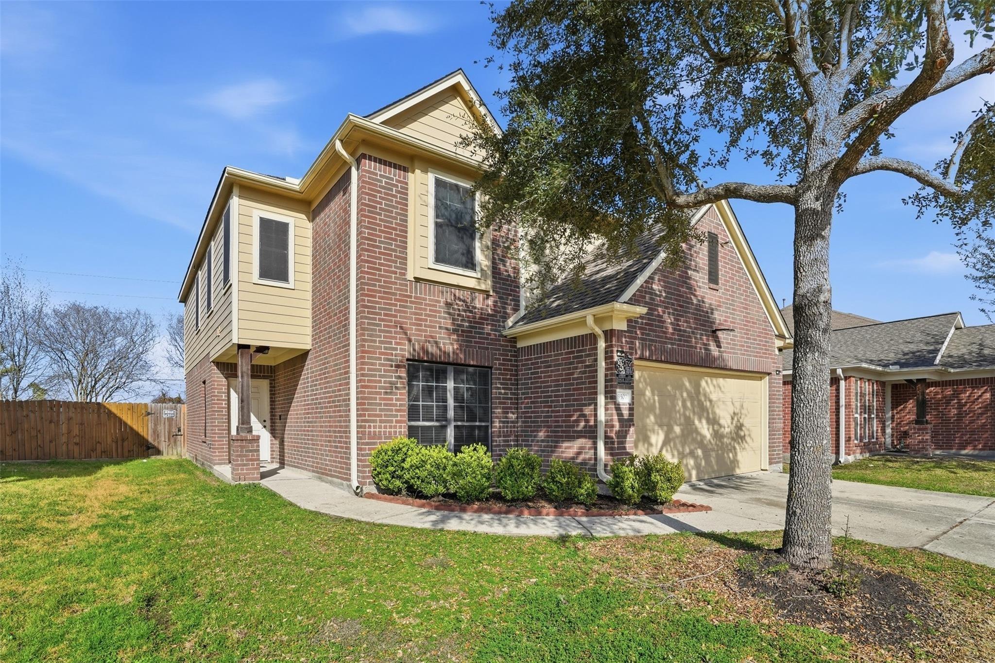 9507 Arbury Lane