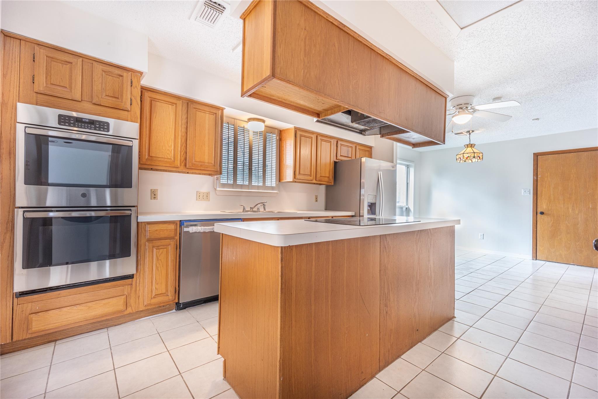 2703 Glenn Lakes Lane