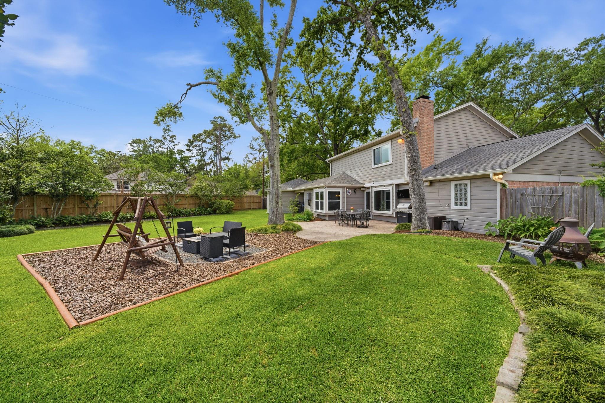 8307 Creekstone Circle