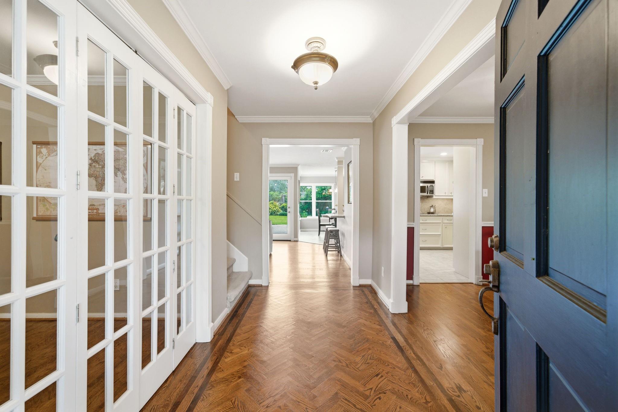 8307 Creekstone Circle