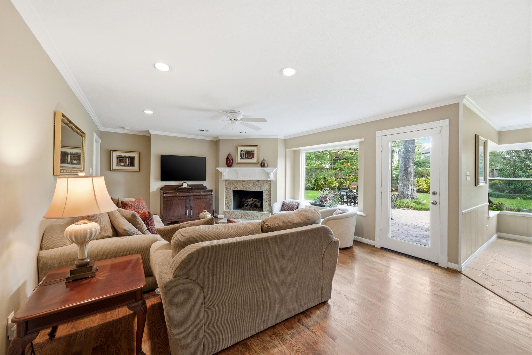 8307 Creekstone Circle