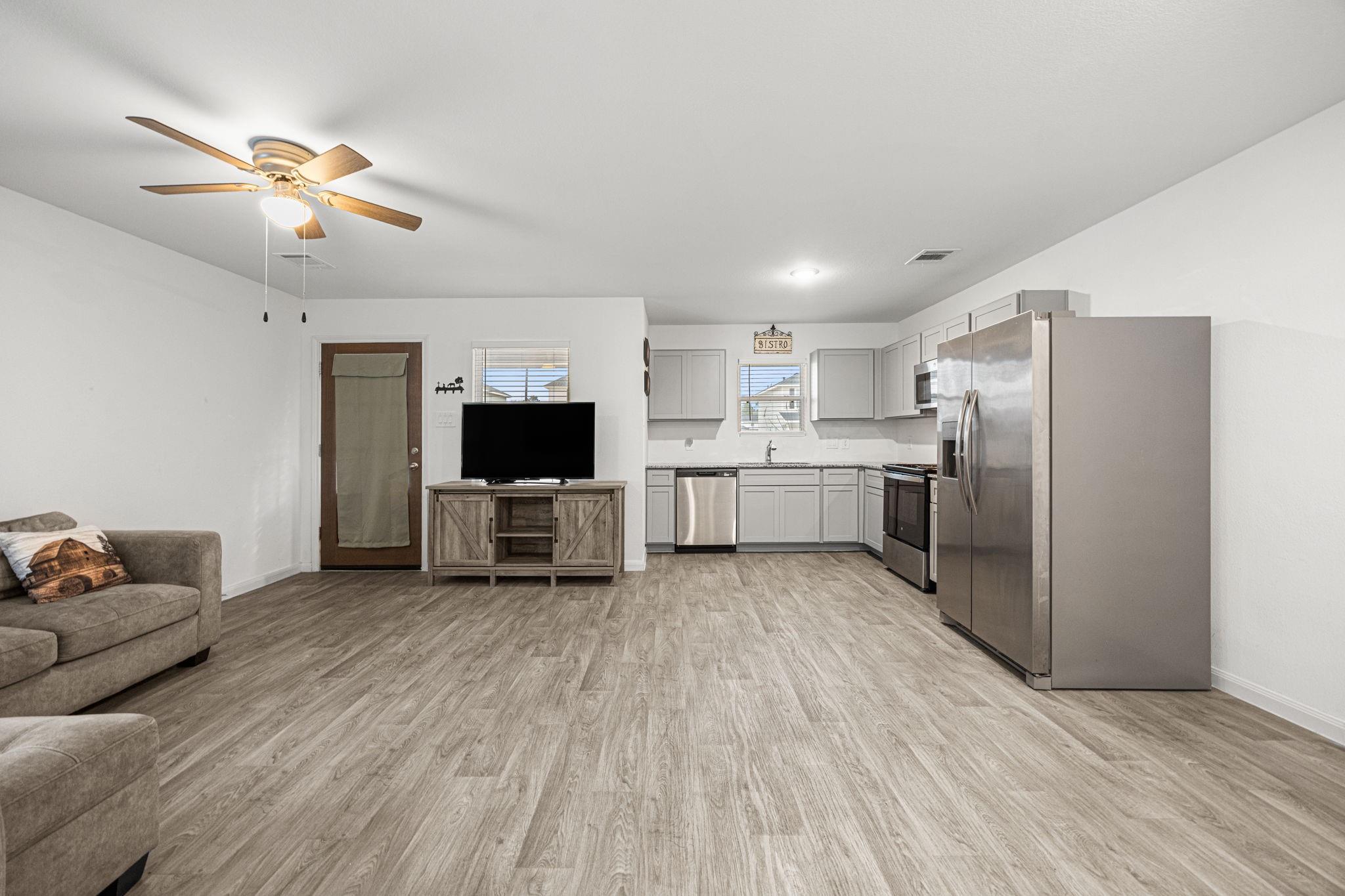 16842 N N Marie Village Drive