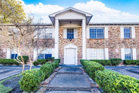 Condo For Rent - 7225 Beechnut Street #D<br/> Houston, TX 77074