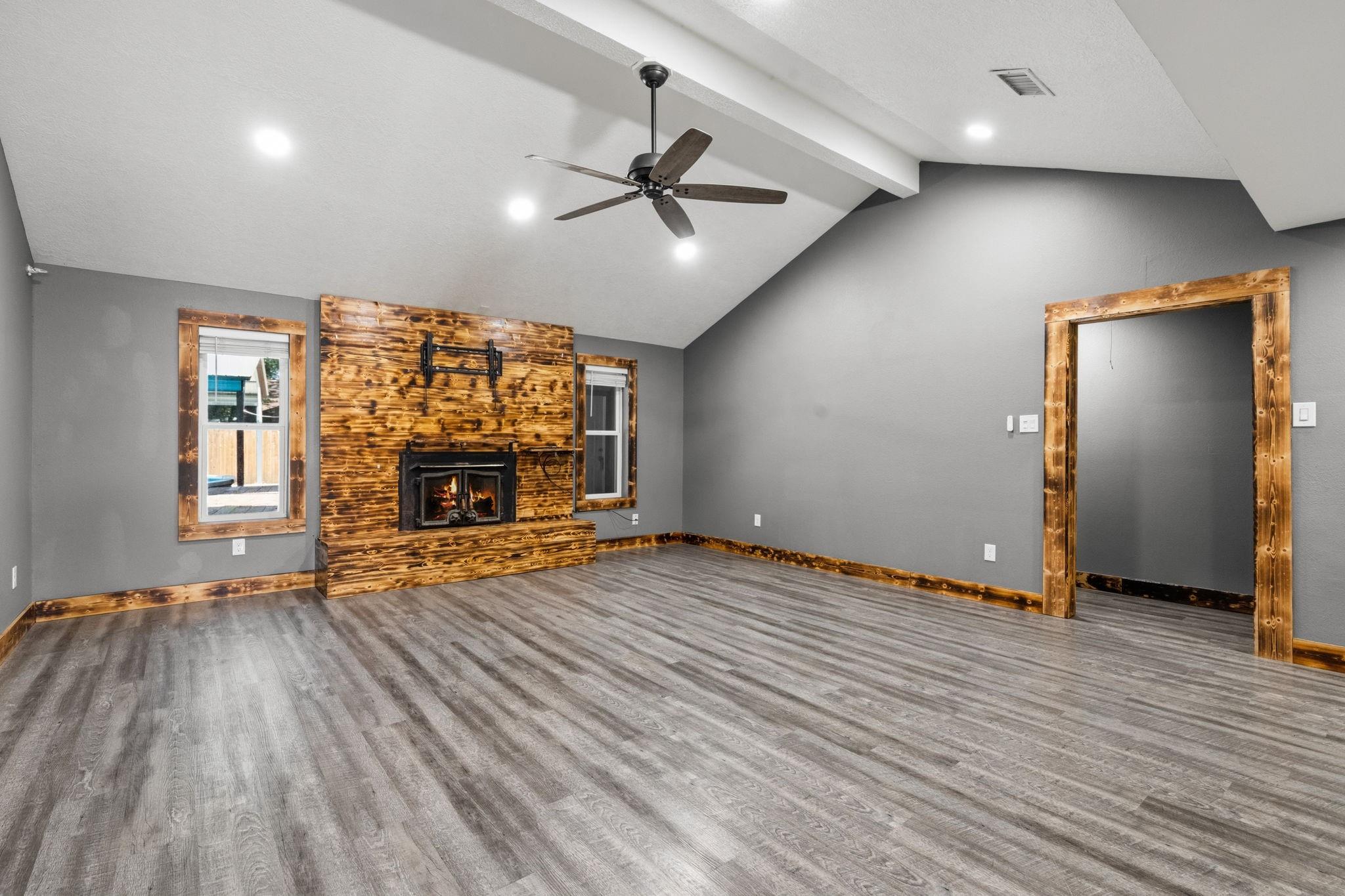 9739 Cherokee Street